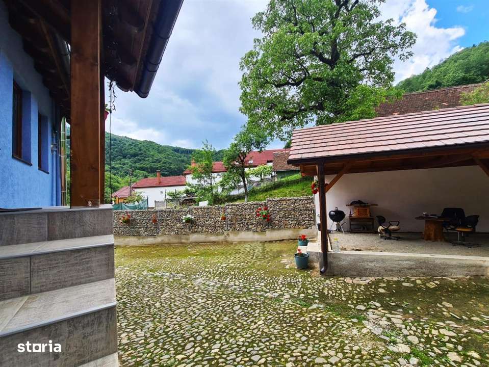 Casa deosebita \ vanzare \ Marginimea Sibiului \ Fantanele-13