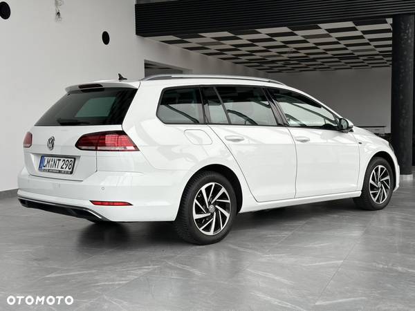 Volkswagen Golf - 12