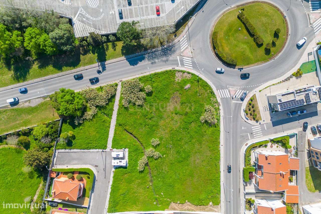 Sintra Lourel - Lote de Terreno c/679m2 para Construção de Moradia Iso-13