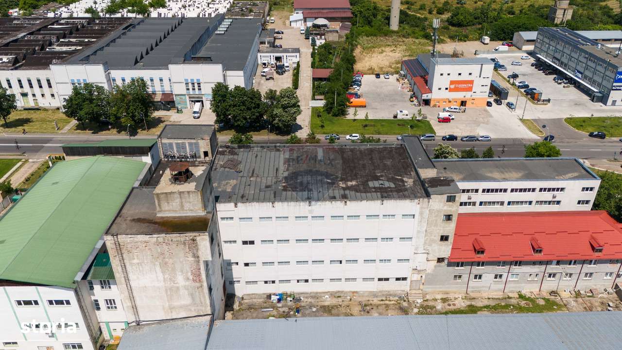 Spațiu Industrial de Închiriat între 1.140 - 4.623mp - Huși - E581 - Imagine principală: 2/12