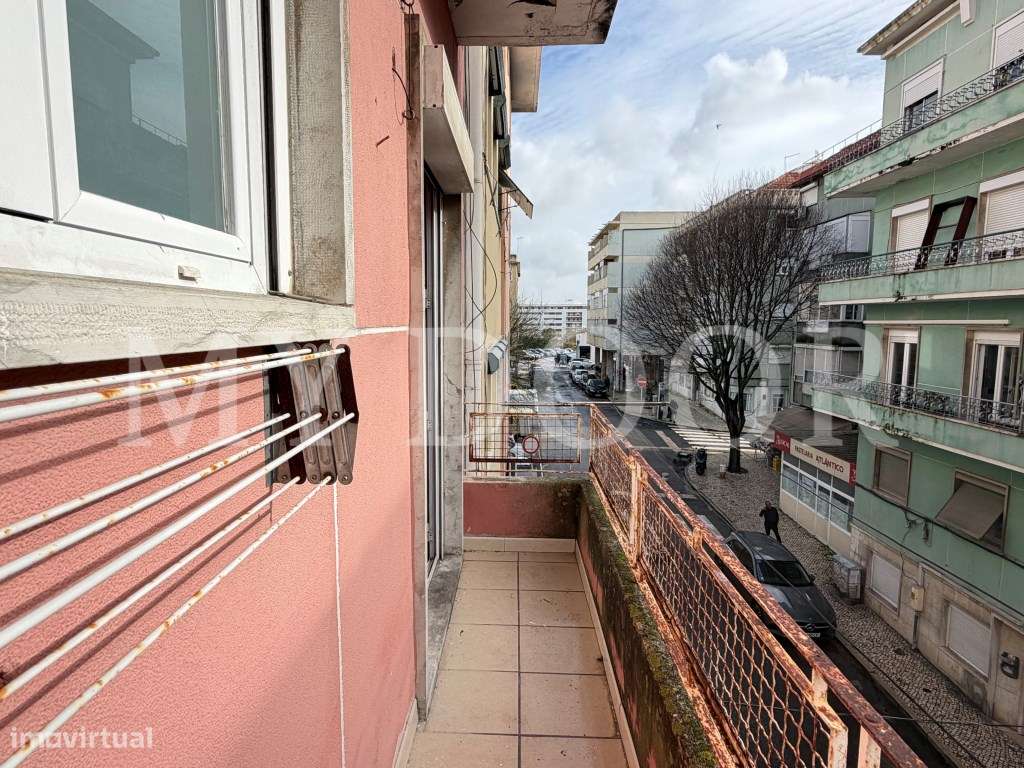 Apartamento T1 em Moscavide - 2º Andar - VARANDA-6