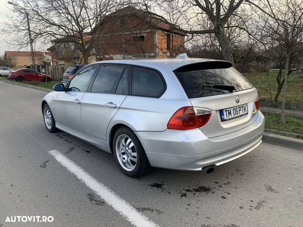 BMW Seria 3 320d - 9