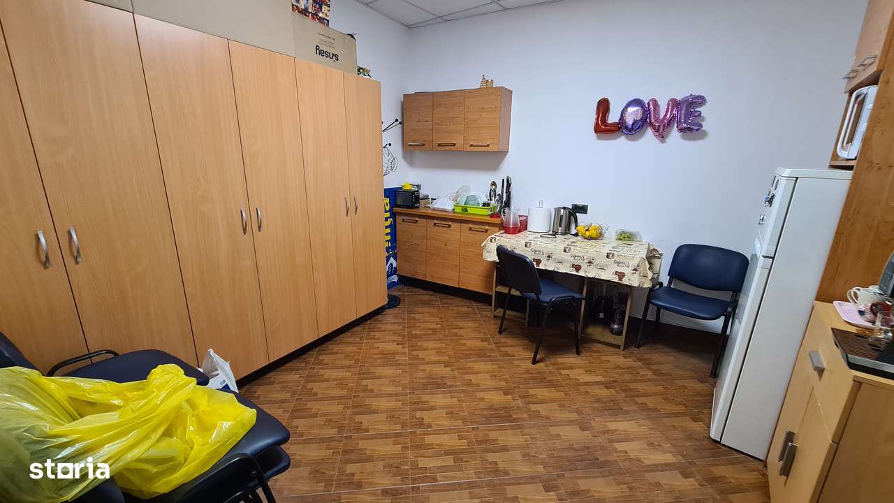 Vand proprietate cu 2 imobile zona Ultracentrala - ID : RH-42347 - Imagine principală: 5/19