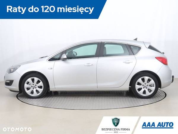 Opel Astra - 3