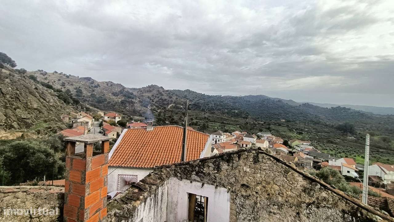 Moradia p/ Recuperar - Bendada - 10 min de Sortelha - Grande imagem: 5/14