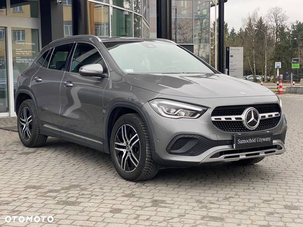 Mercedes-Benz GLA 200 Progressive - 3