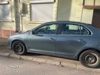 Volkswagen Jetta 1.9 TDI DPF Sportline - 1