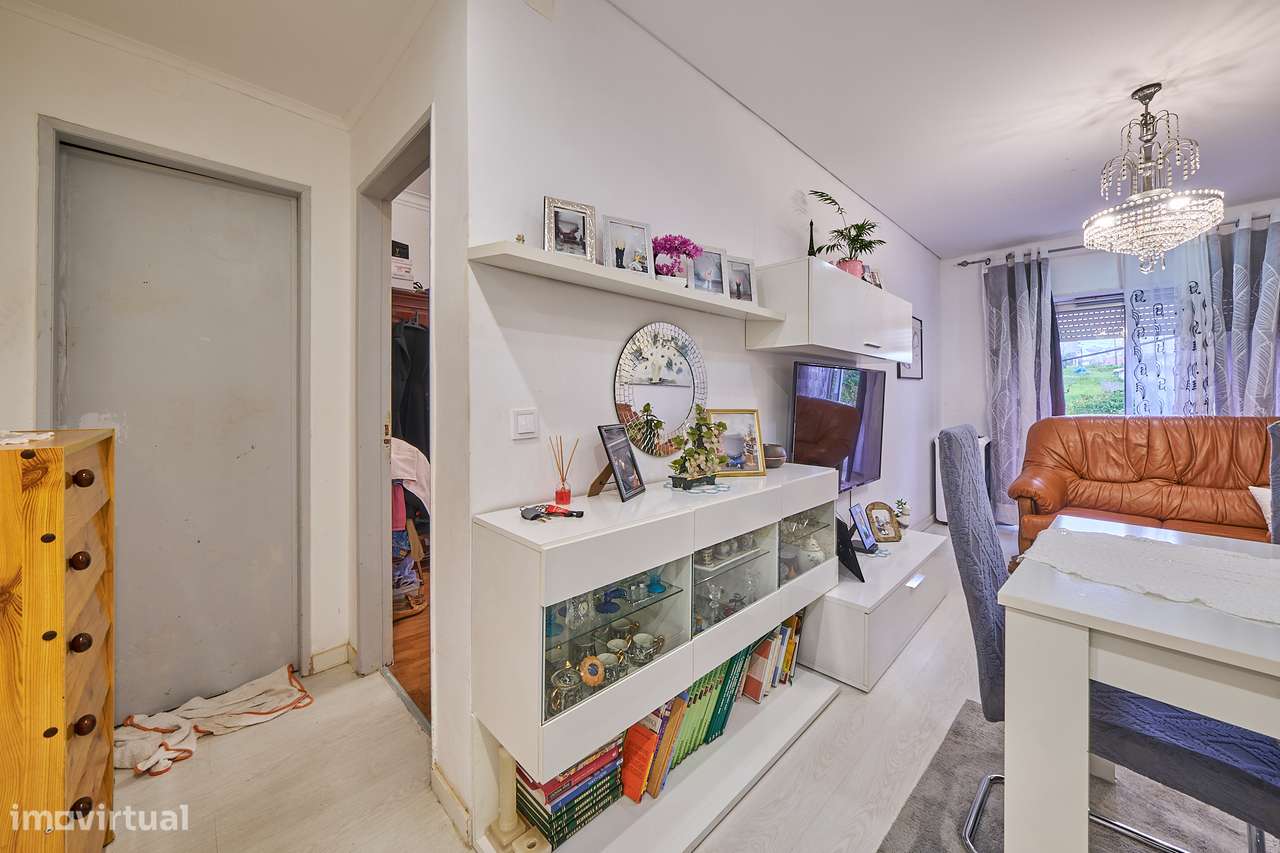 Apartamento T3 com varanda na Sobreda-5