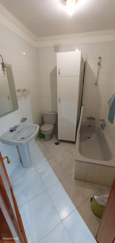 Apartamento T0+1 - Equipado - Amorosa-3