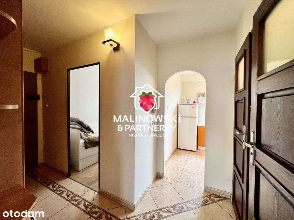 Dwa pokoje i oddzielna kuchnia do zamieszkania-8