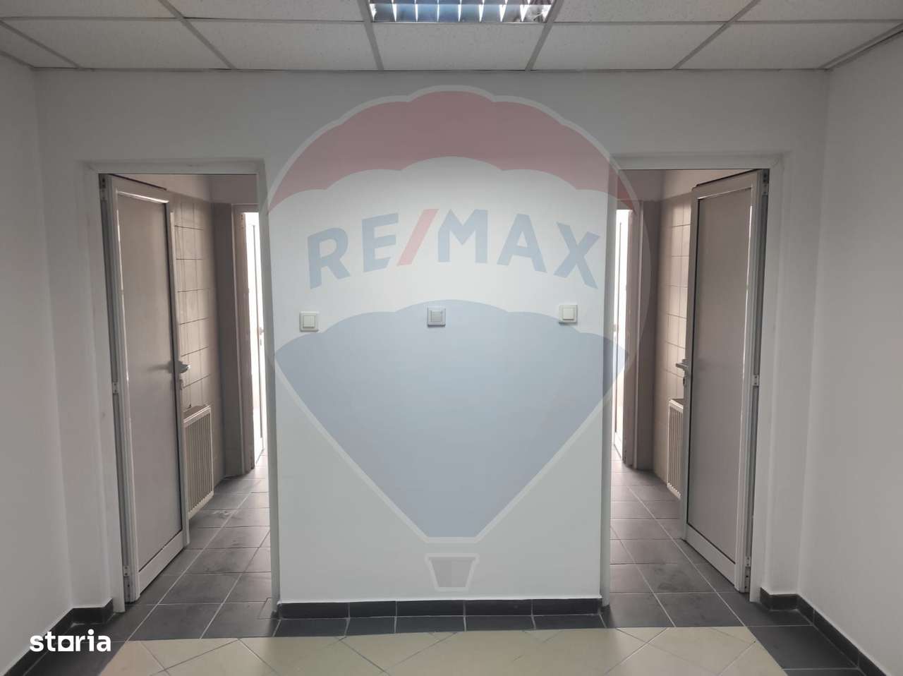 CLADIRE BIROURI 445 MP DE INCHIRIAT SLATINA - Imagine principală: 5/12