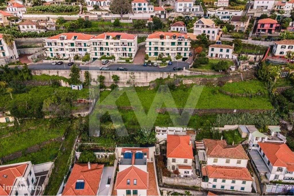 Excelente Terreno com 4224 m2, Média Densidade, Ideal para investiment - Grande imagem: 4/26