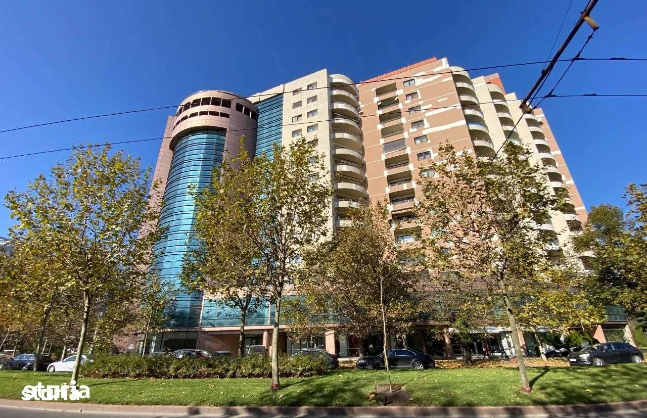Apartament 4 camere cu balcon si terasa