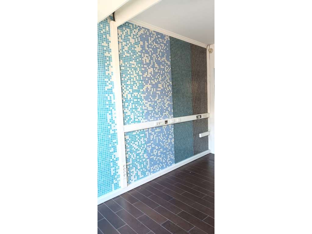 Espaço comercial + armazém-5