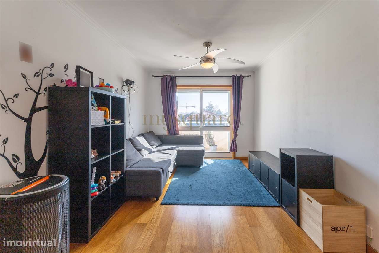 Apartamento T2 com varanda - Candal, Vila Nova de Gaia - Grande imagem: 4/16