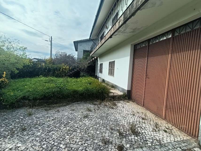 Moradia M3 com 872 m2 de terreno, Orelhudo, Cernache, Coimbra-5