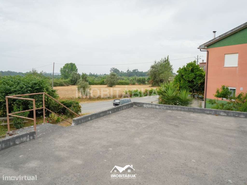 Moradia Espaçosa com Anexo, Quintal e Terraço - Cancela, perto de S...-27