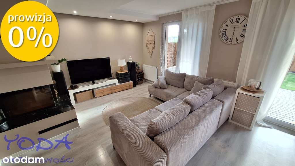 wygodny, funkcjonalny dom w otoczeniu zieleni-9