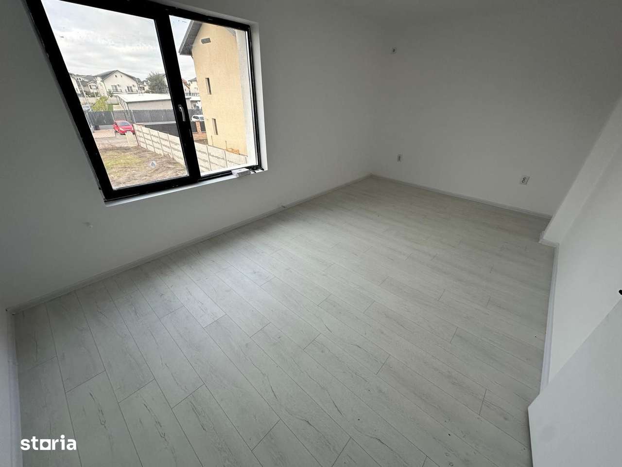 CASA DUPLEX BRAGADIRU, 4 CAMERE, CENTRALA, 177 MP TEREN, COMISION 0% - Imagine principală: 4/11