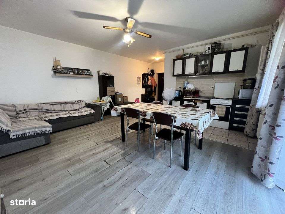 Apartament de 3 camere, 60 MP, gradina de 85 MP, str. Eroilor - Imagine principală: 4/6