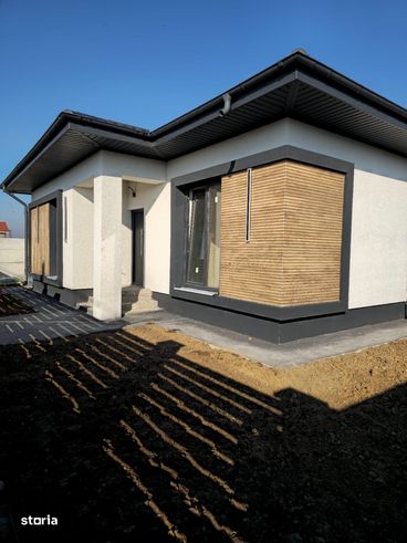 Casa P + Pod /4 camere/ Com.Berceni / Comision 0 %-2
