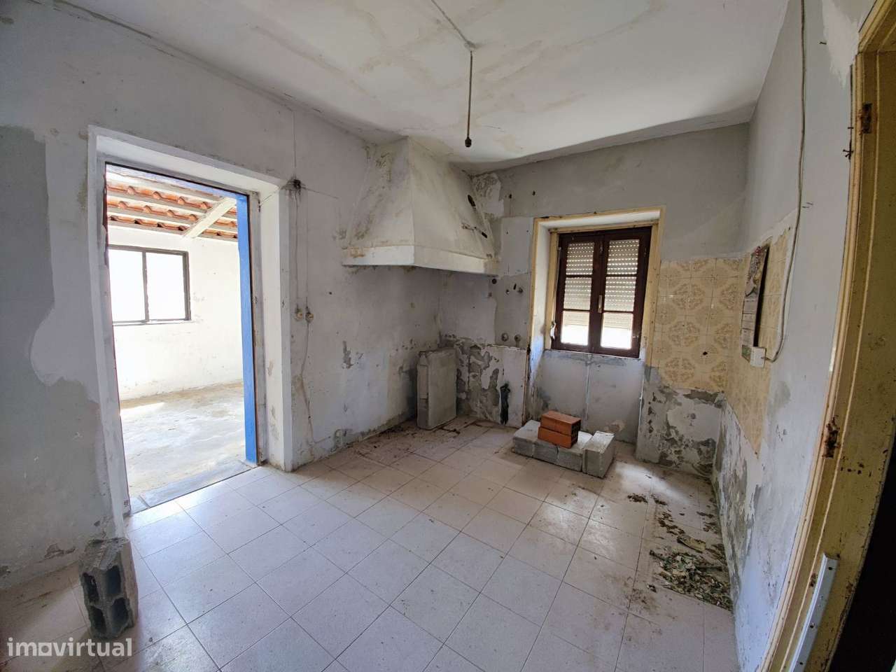 Moradia com terreno, junto à Figueira da Foz - Grande imagem: 2/13