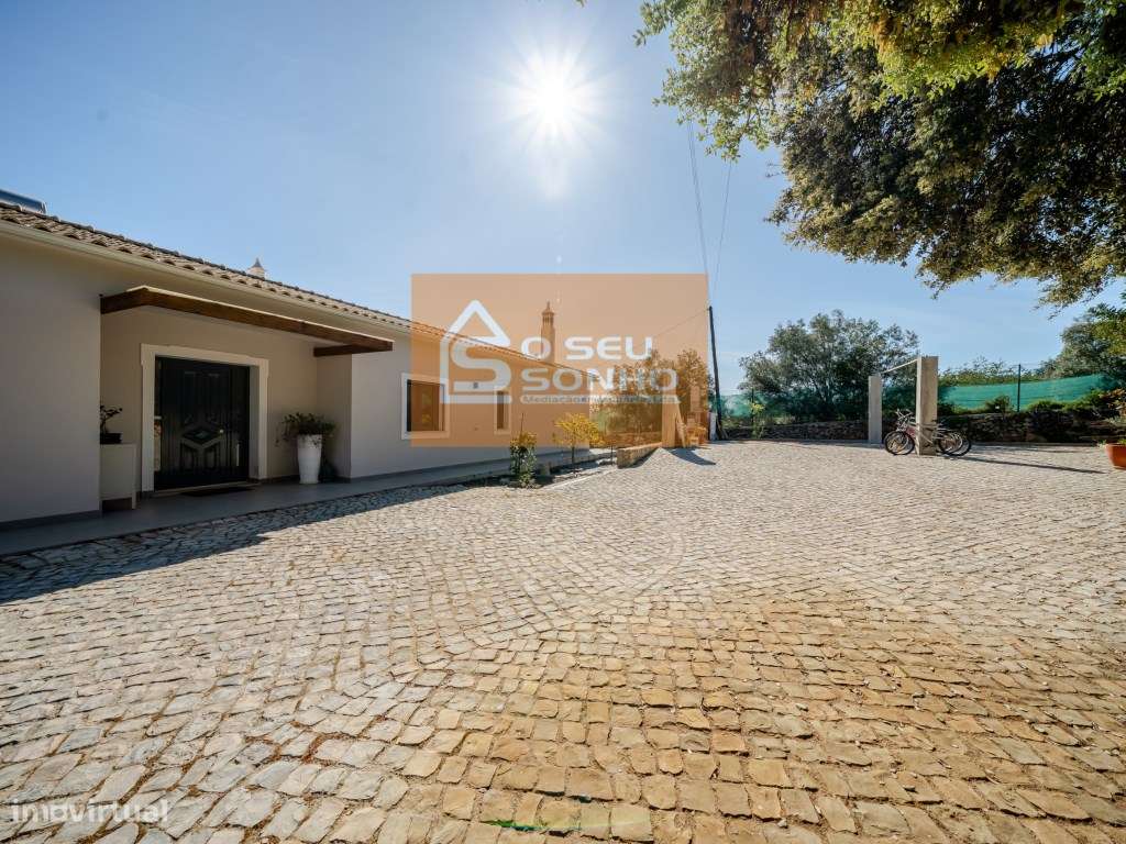 Moradia T3 + 1 com Piscina-43
