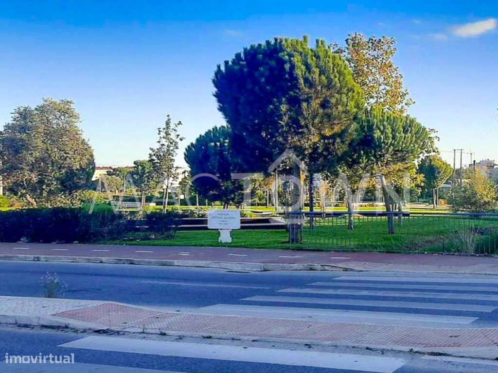 Terreno e Construção de Charme no Montijo, Prontos para Projeto Ino...-16