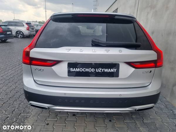 Volvo V90 Cross Country D5 AWD Pro - 7