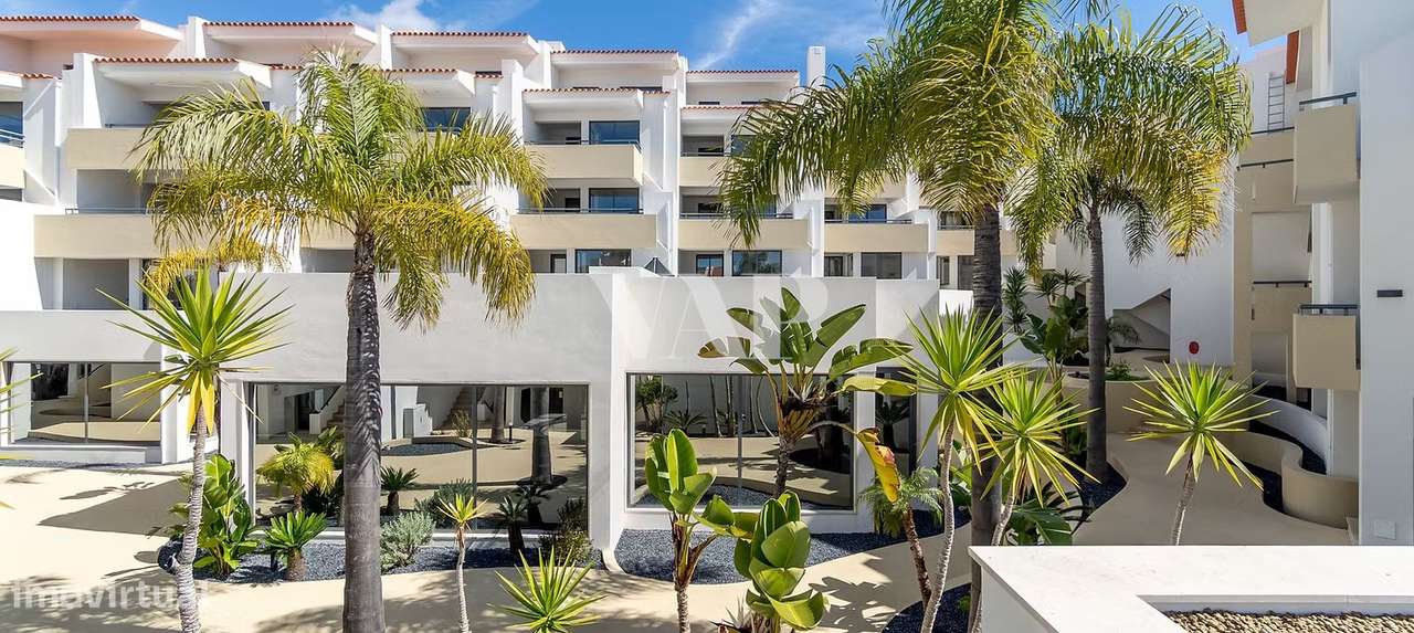 Apartamento T2 Em Condominio Com Spa E Piscinas Em Vilamoura