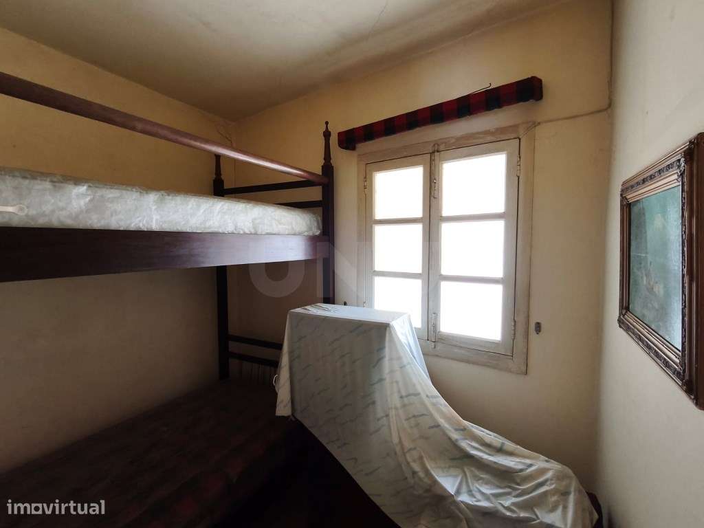 Casa com grande potencial de valorização - Ideal para remodelar-10