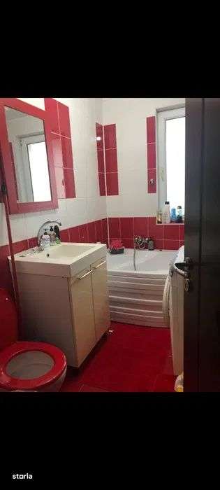 Apartament cu 2 camere, decomandat, 2 balcoane, zona Eroilor - Imagine principală: 4/5