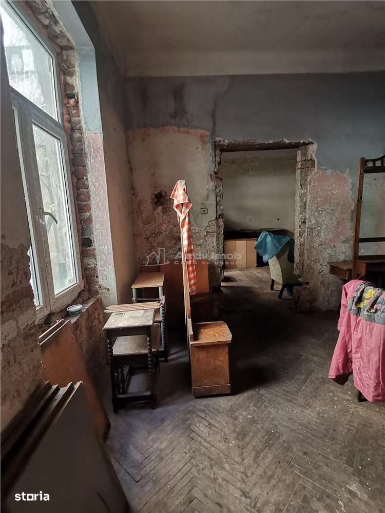 Universitate - Coltei , apartament 2 camere in vila veche, et 1, 64 mp - Imagine principală: 5/12