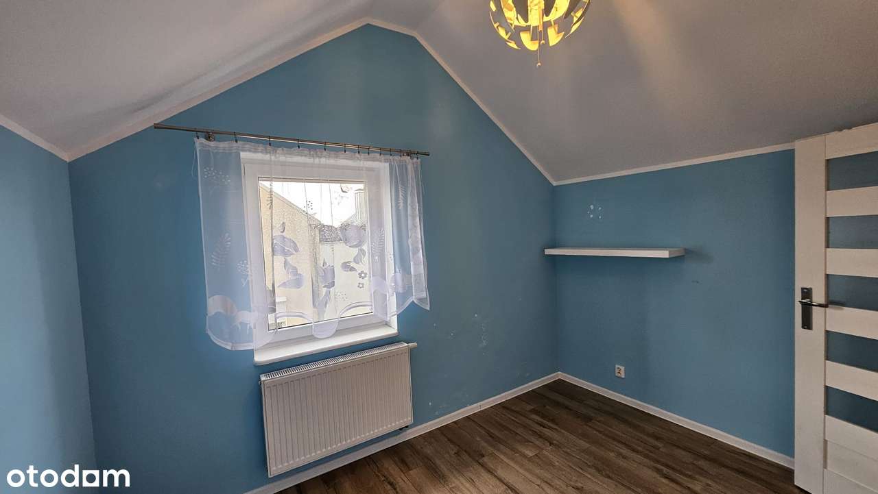 Przestronne 4-pokojowe mieszkanie z tarasem na dachu-8