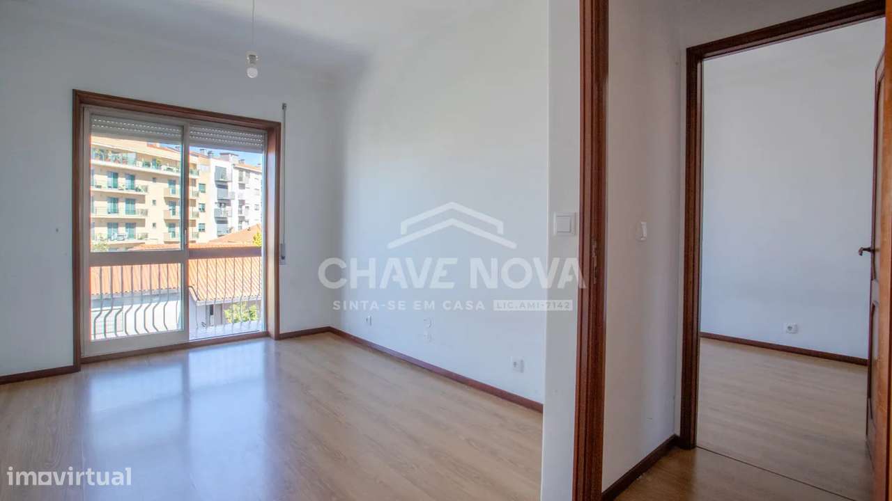 T2 com varanda e 2 casas de banho em Gaia-5