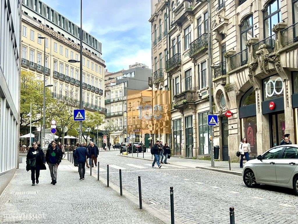 Espaço comercial em Sá da Bandeira - Grande imagem: 5/18