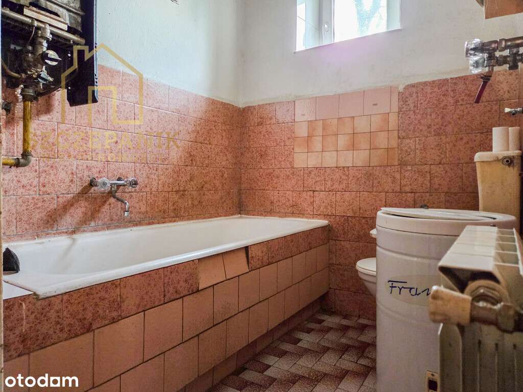 Urokliwy Dom z cegły na pięknej 25 arowej działce-12