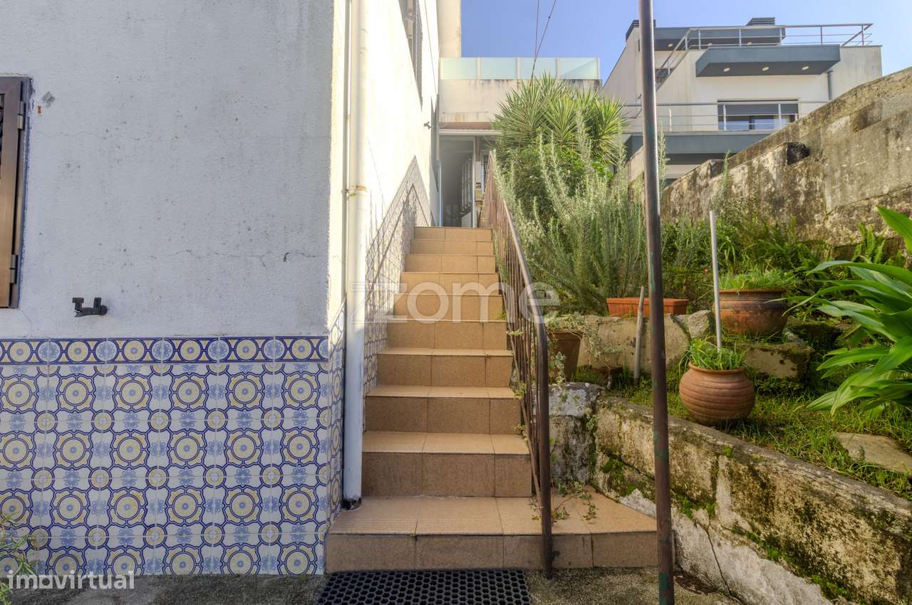 Moradia Isolada T3 com Terreno - Foz do Sousa-3