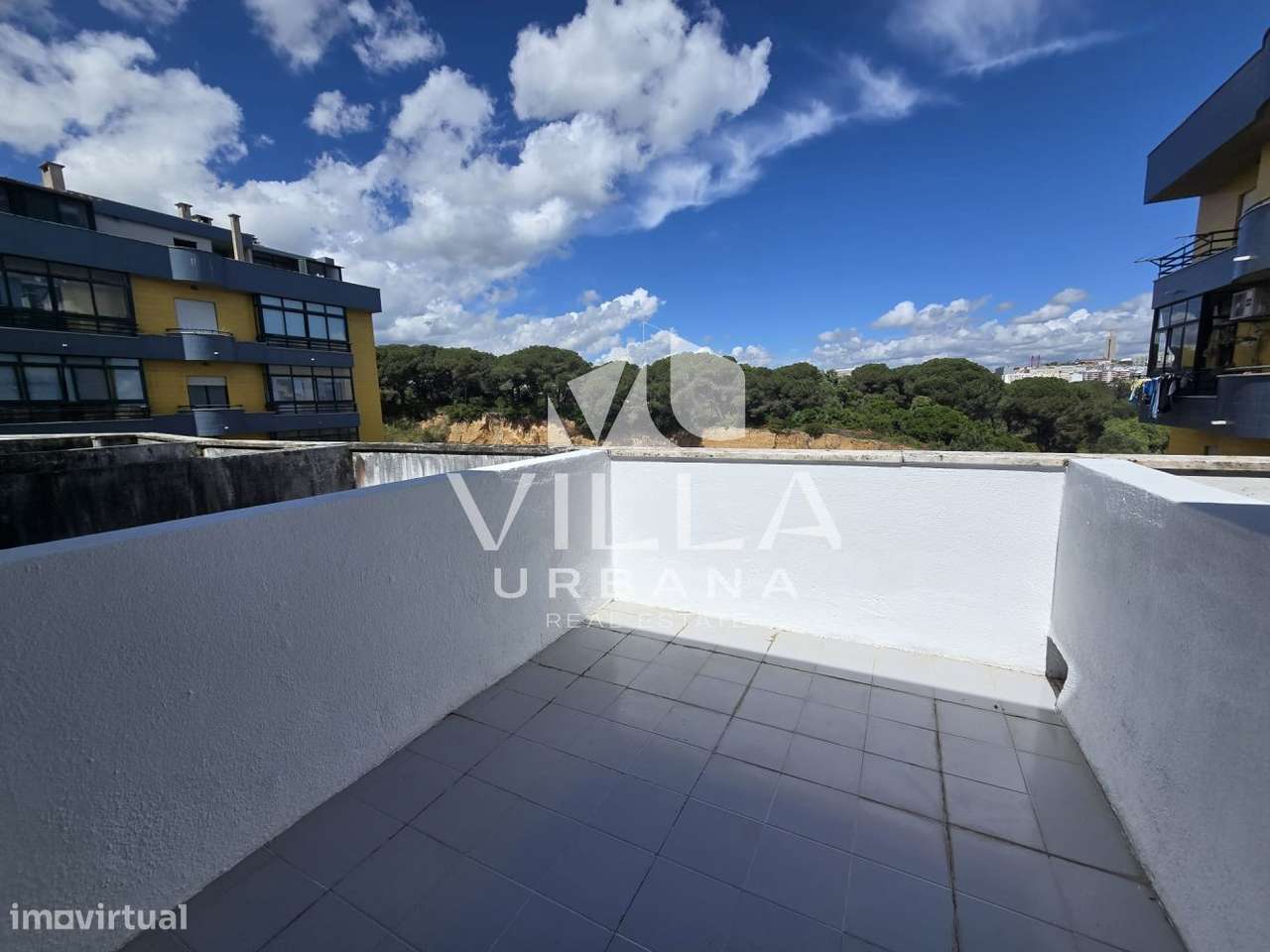 Apartamento T3, Remodelado no Feijó-23