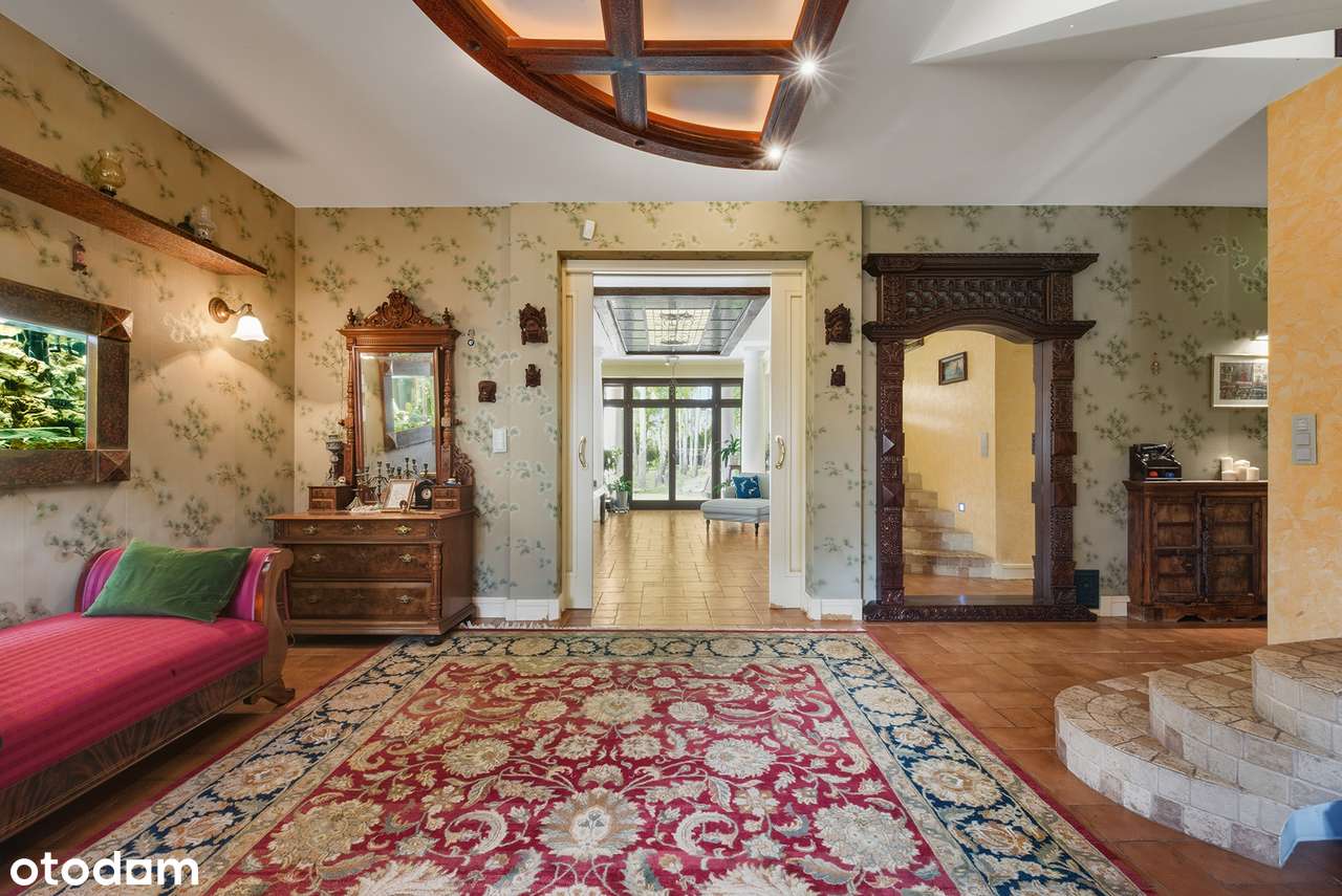 Klimatyczny dom z dużą działką w Złotokłosie-1