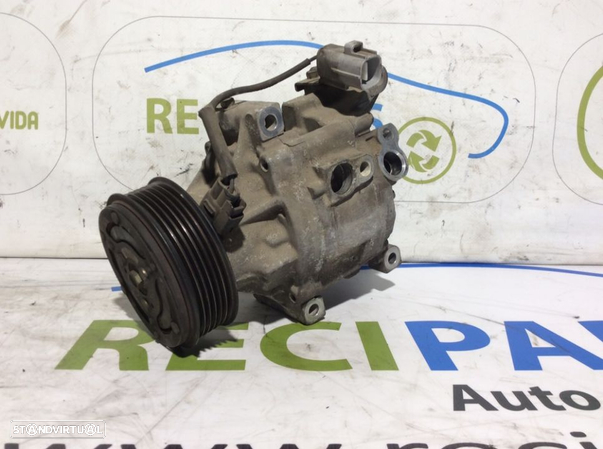 Compressor de ar condicionado Toyota Corolla E11 1.6 VVTI - 2