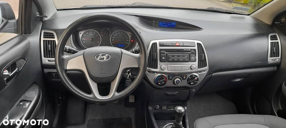 Hyundai i20 1.25 Classic + - 15