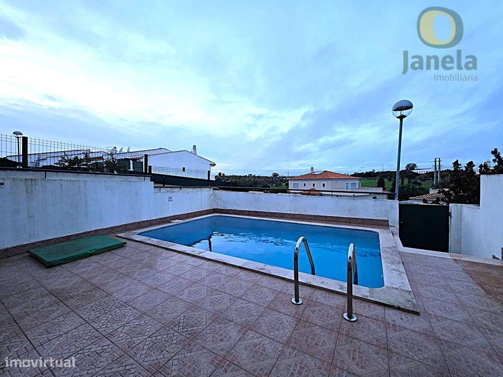 Maravilhosa moradia com piscina e jardim, em Albufeira - Grande imagem: 3/27