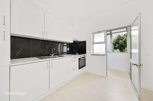 Apartamento com 3 quartos (T2+1) remodelado, com 101m2 em Portimão