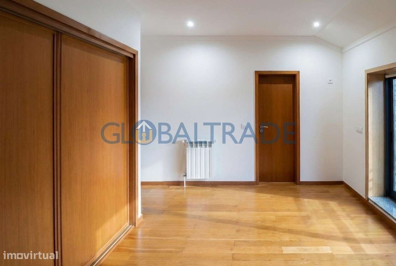 Duplex T2+1 com vista mar em Canidelo-50