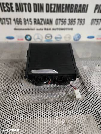 Suport Pahare Incarcator Wireless Bmw X3 X4 G01 G02 F97 Volan Stanga Dezmembrez Bmw X3 G01 - Dezmembrari Arad - 1