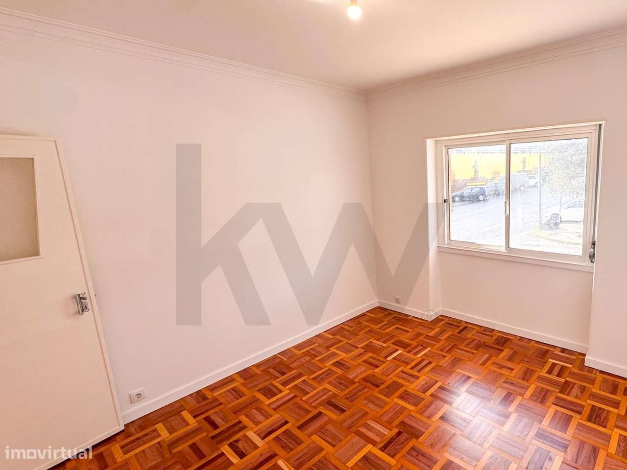 Apartamento T3 Renovado na Damaia – Excelente Localização - Grande imagem: 4/15