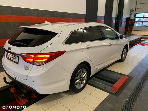 Hyundai i40 Kombi 1.7 CRDi Premium - 7