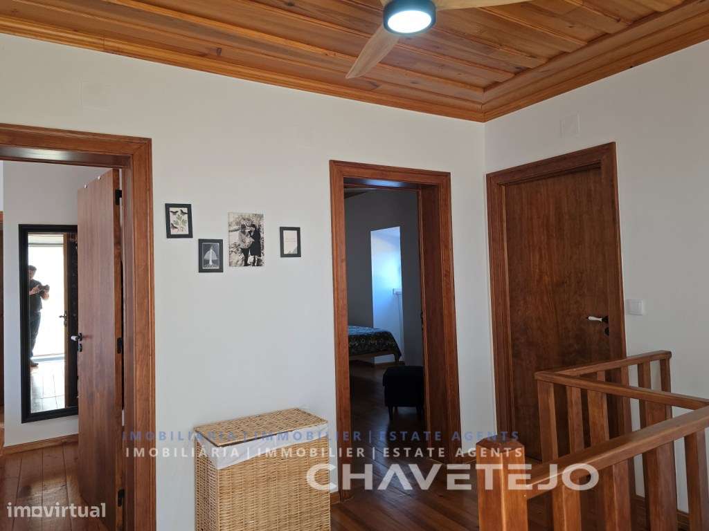 Charmosa moradia T3 em pedra para venda perto de Chãos Ferreira do ...-44