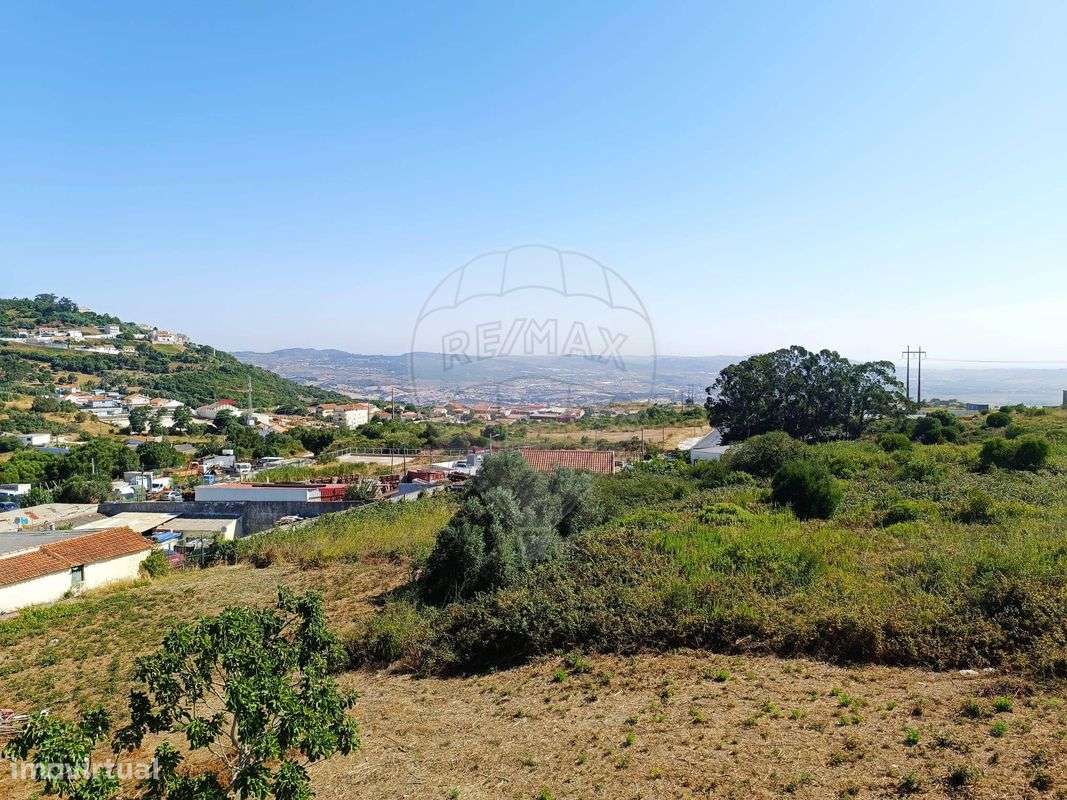 Moradia T5 para venda - Grande imagem: 2/7